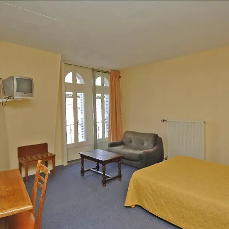 Hotel Au Chapon Fin