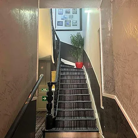 奥夏蓬分酒店 酒店